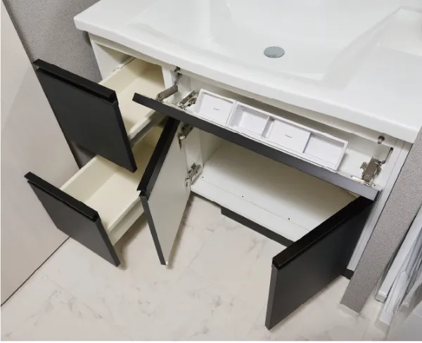 フロアキャビネット