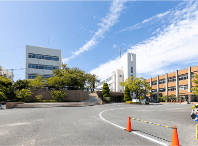 近畿大学九州短期大学