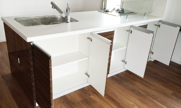 キッチン背面収納