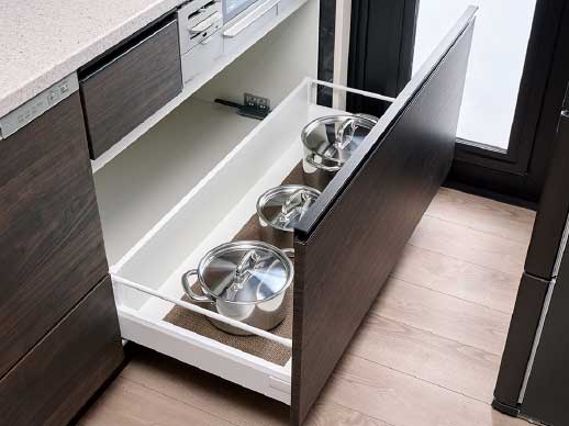 スライド式収納