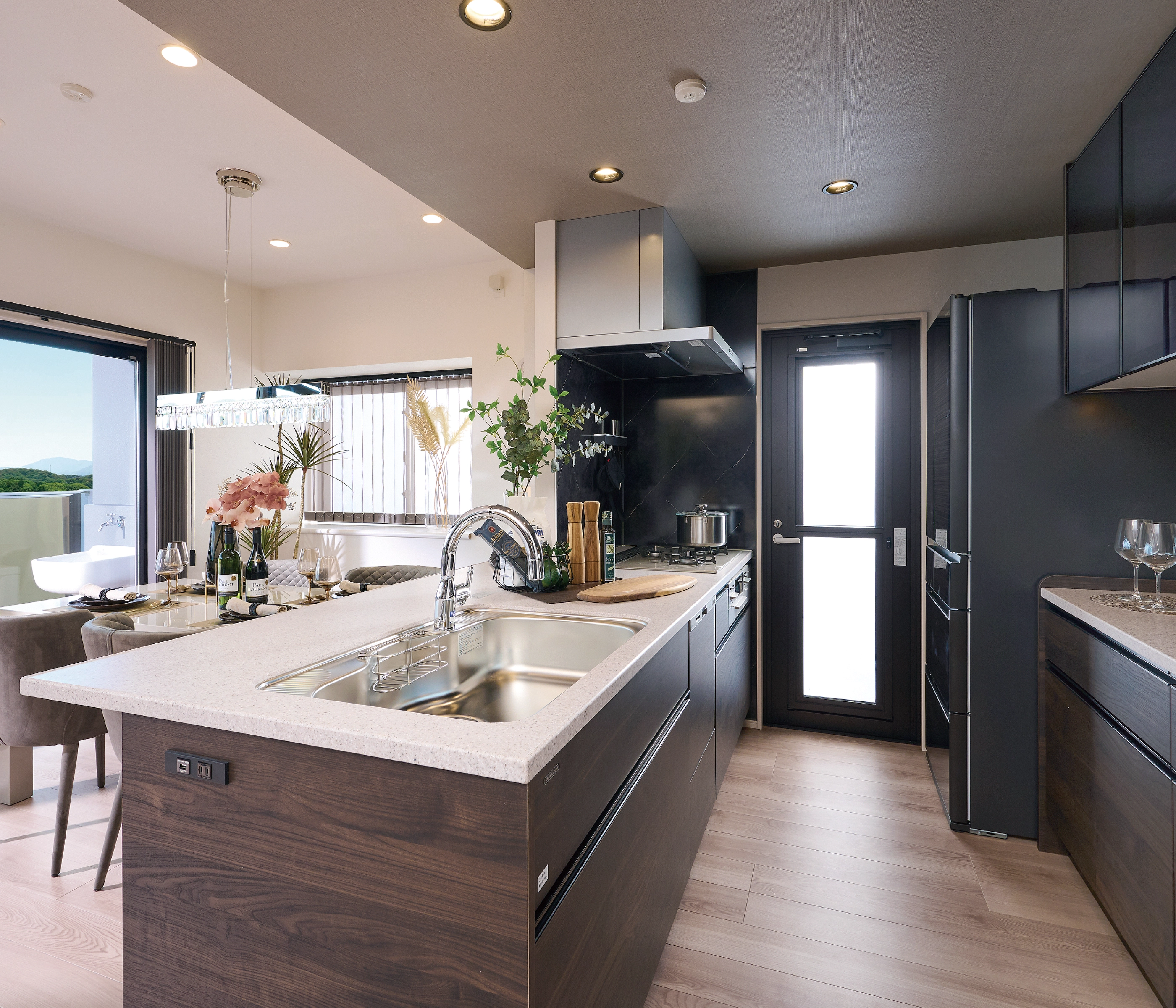 リビングとキッチン