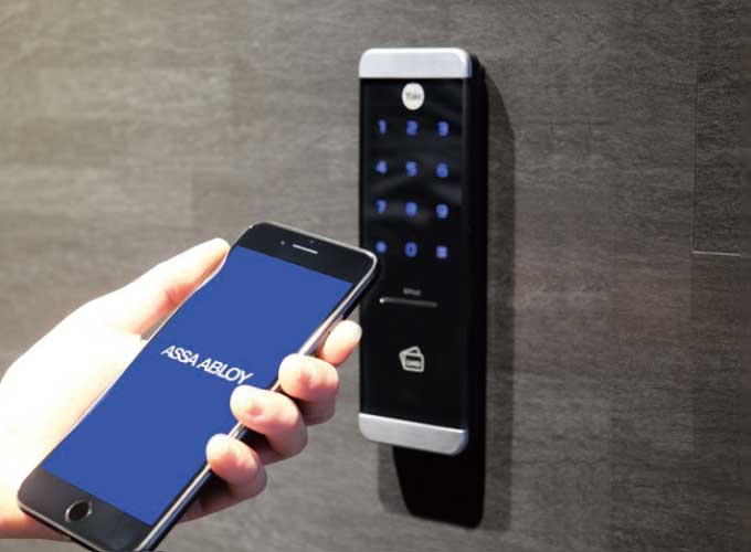 スマートフォンアプリでの解錠操作